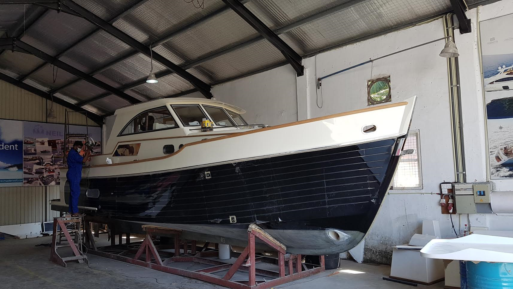 HARDTOP UITVOERING NEWPORT BASS