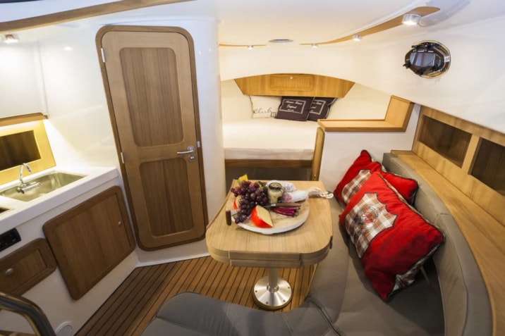 Makma-Caribbean-31-kajuitsloep135-1500x1000