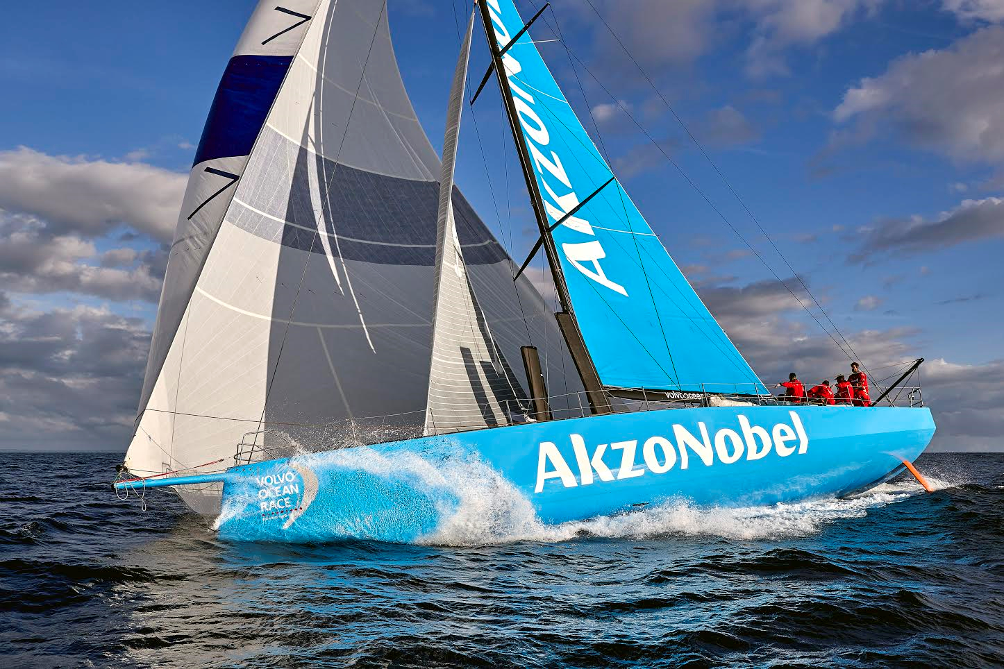 SIMEON TIENPONT OPENT HISWA