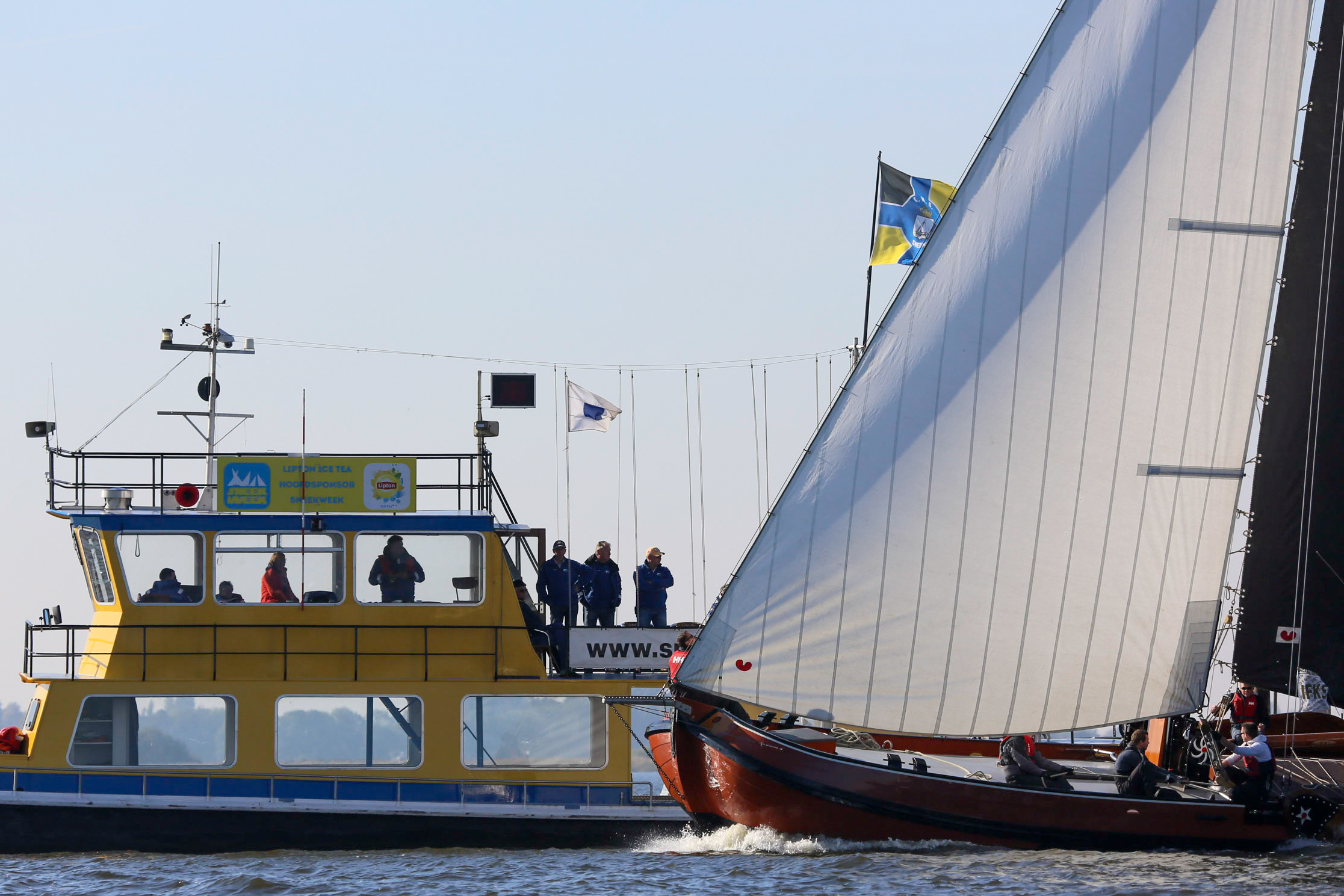HARDZEILDAG EN SKUTSJESILEN OP DEZELFDE DAG
