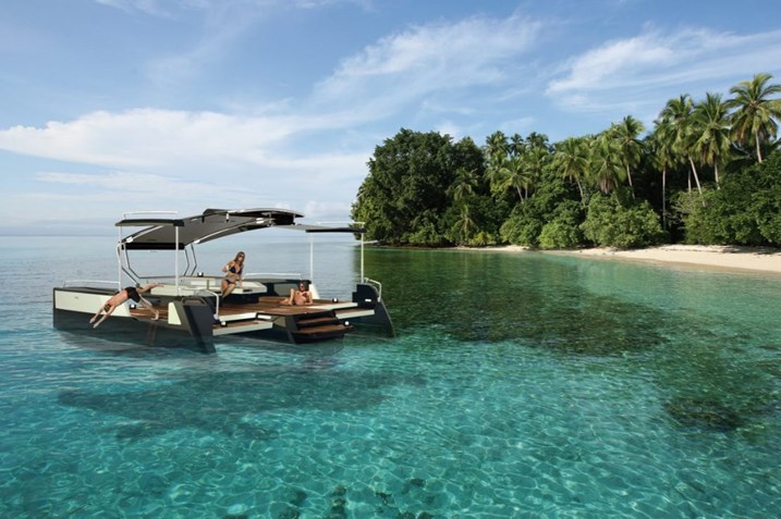 fines-expandable-yacht-island