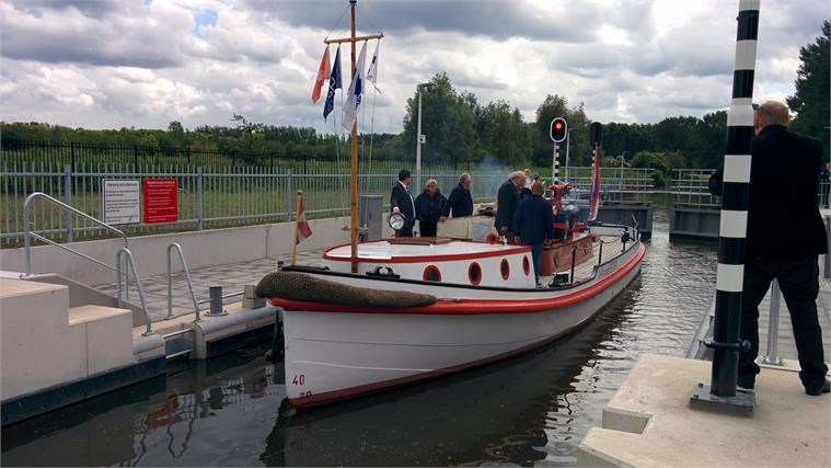 57cc7f1ecdc530626216fbe5eb148c83-778x427