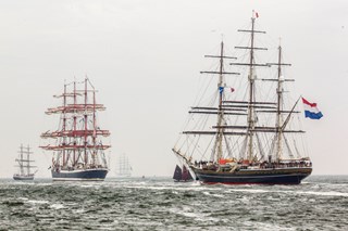 _Z3C2490-SAIL2013