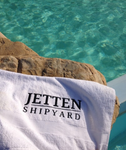 Jetten badlaken zwembad 2