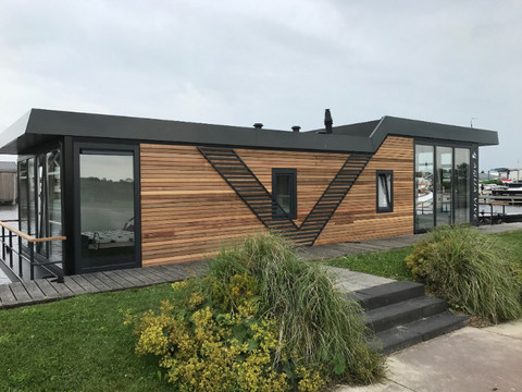 SCHIP MET COMFORT VAN EEN HUIS