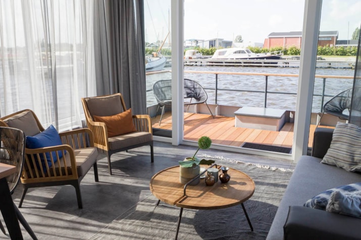 17%20Aqua%20Vive%20107