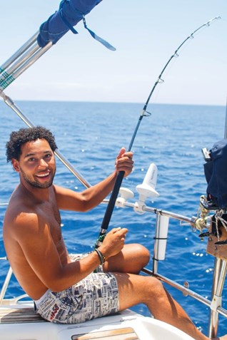 9. tonijn aan de haak