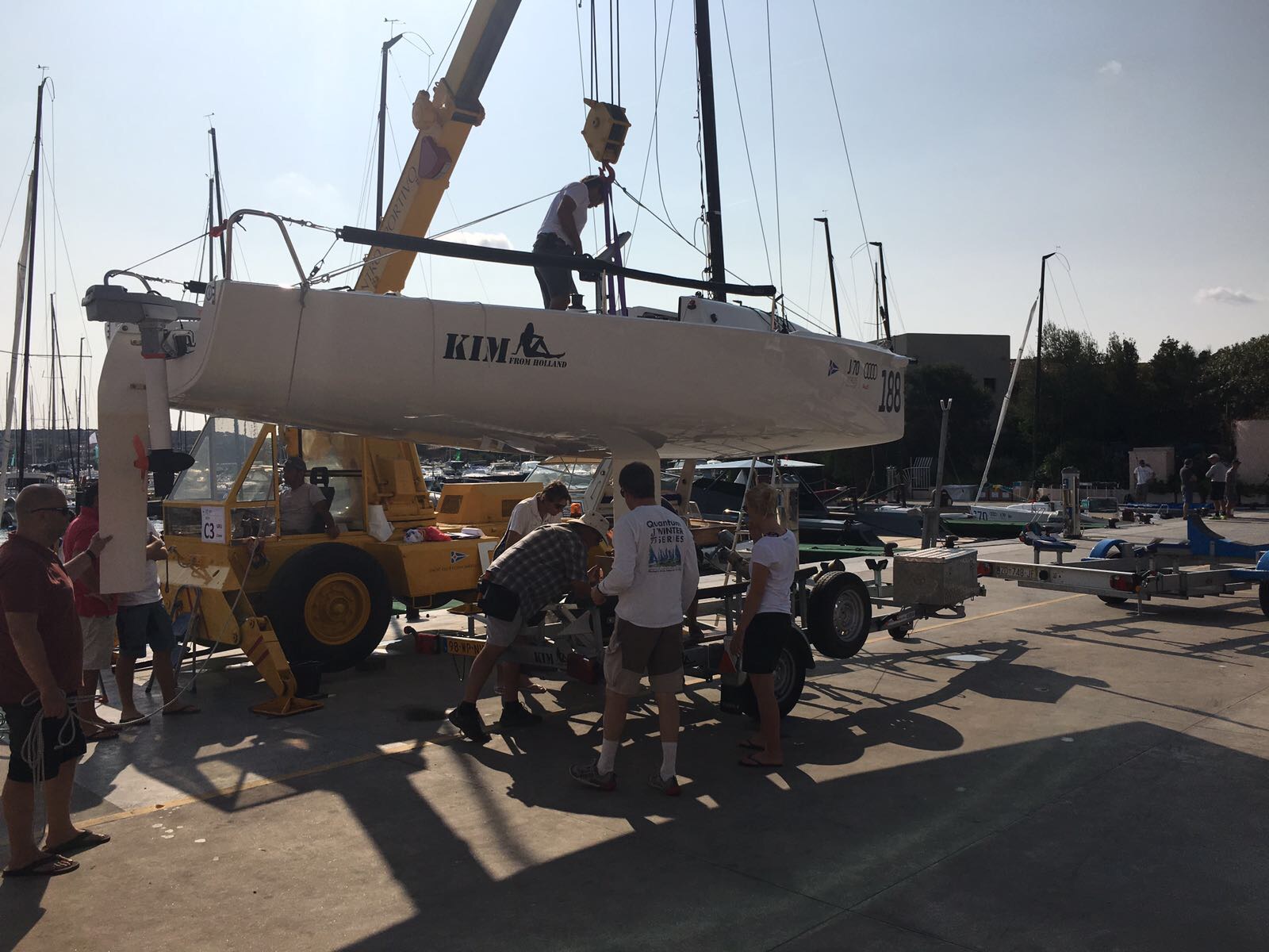 TE VEEL WIND BIJ START WK J/70 IN ITALIE