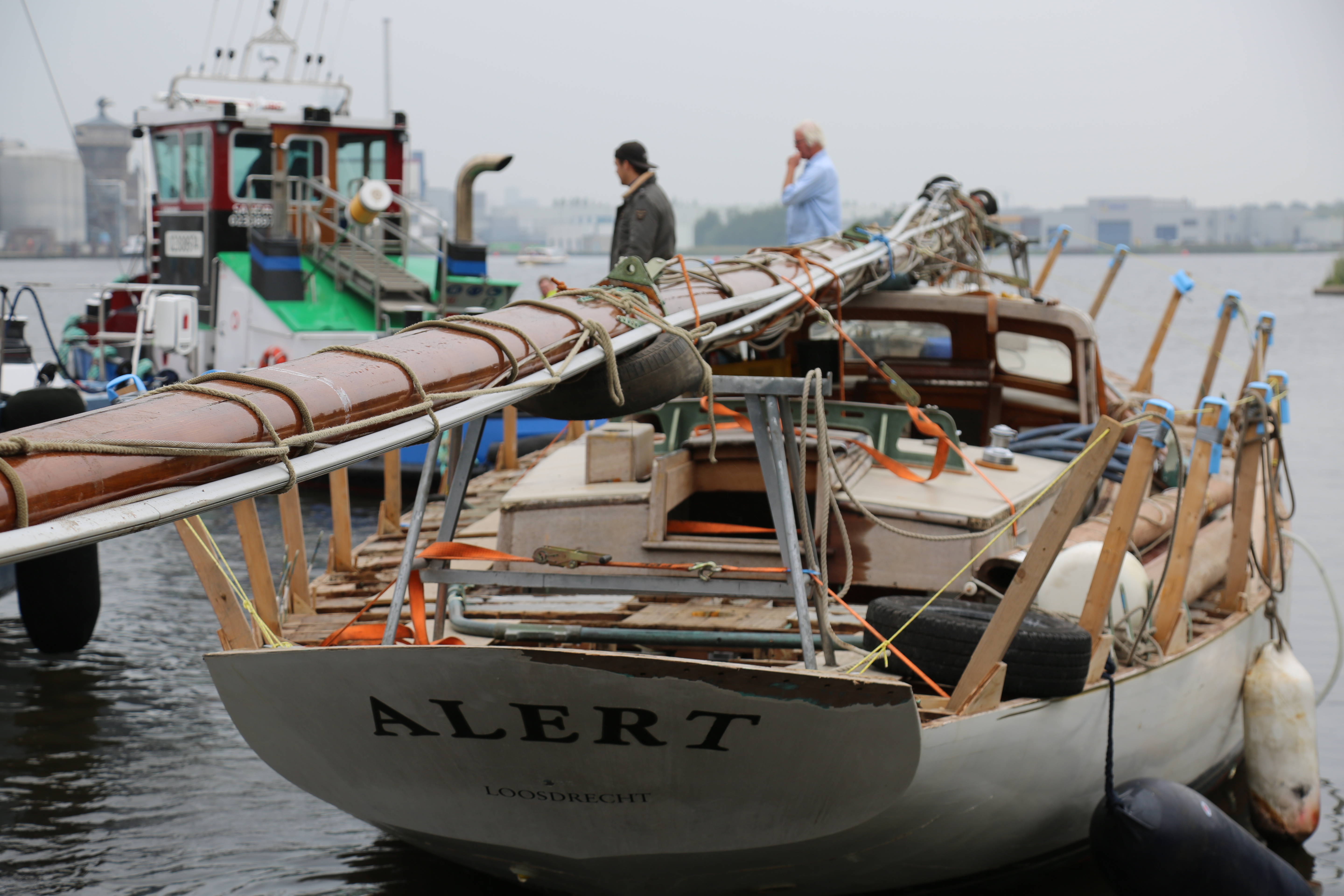 ZEILKLASSIEKER ONTSNAPT AAN SLOOP