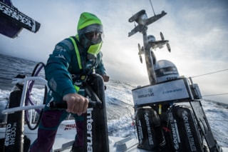 m107350_13-02-171121-azn-jsb-00267