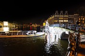 Amsterdam Light Festival Canal Tours Amsterdam 2017 2018 whole hole 2 -