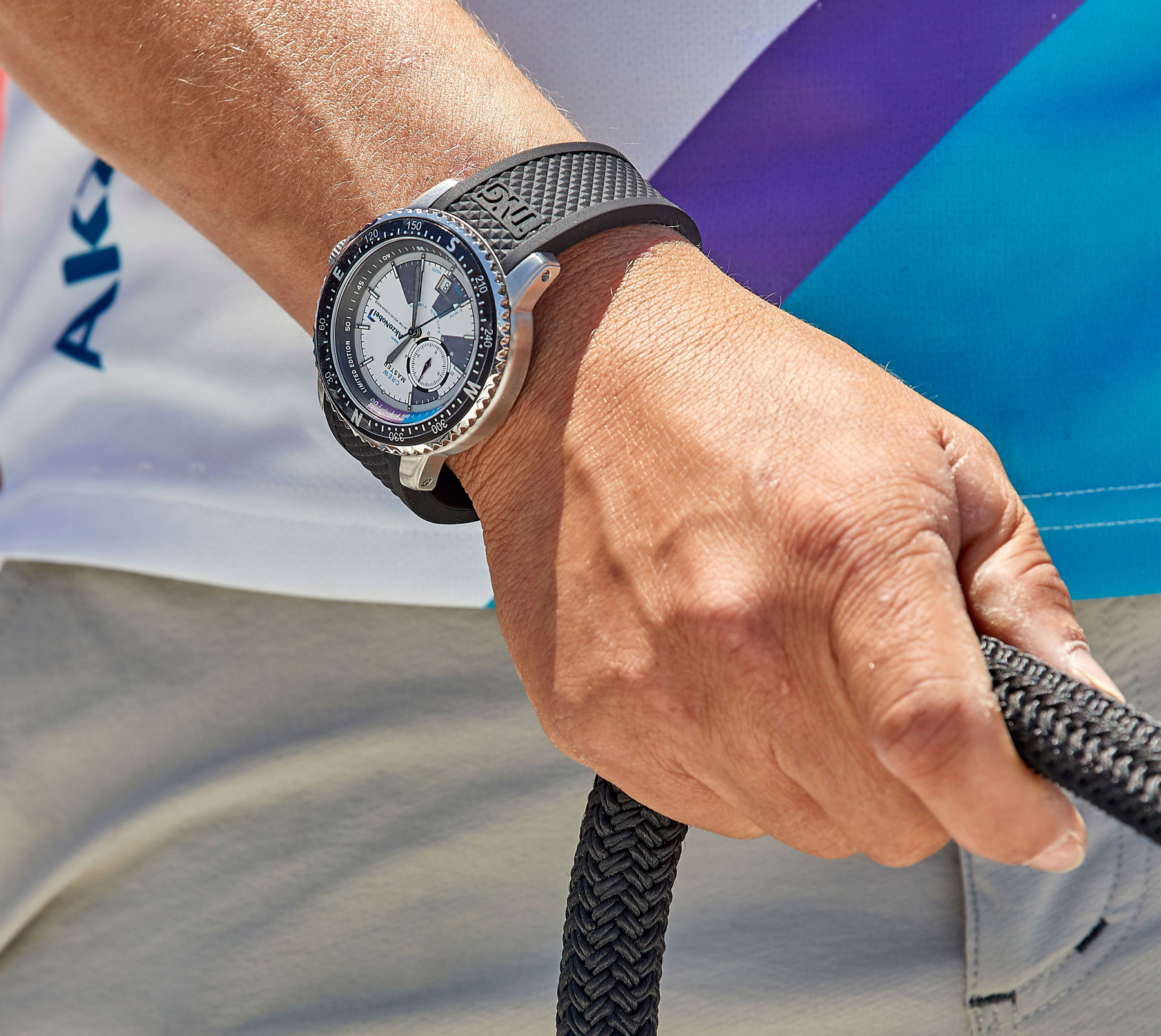 CREW-ONLY HORLOGE - watersport-tv