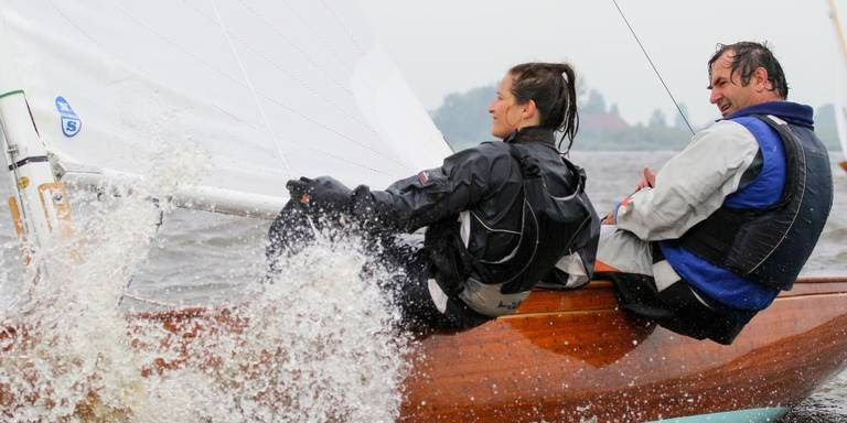 MARK NEELEMAN GAAT SKUTSJESILEN