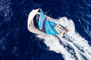 m111479_13-04-180115-veh-amr-00392