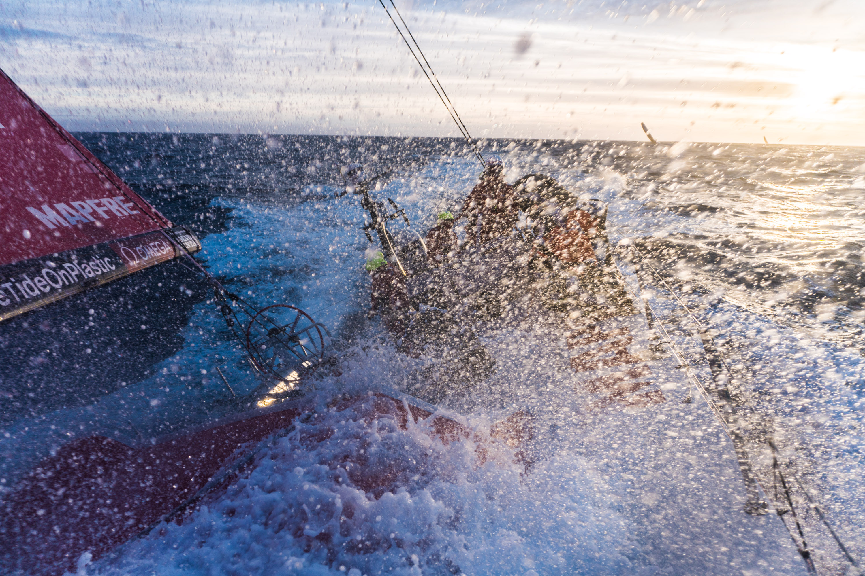 DIT IS DE ZUIDELIJKE OCEAAN