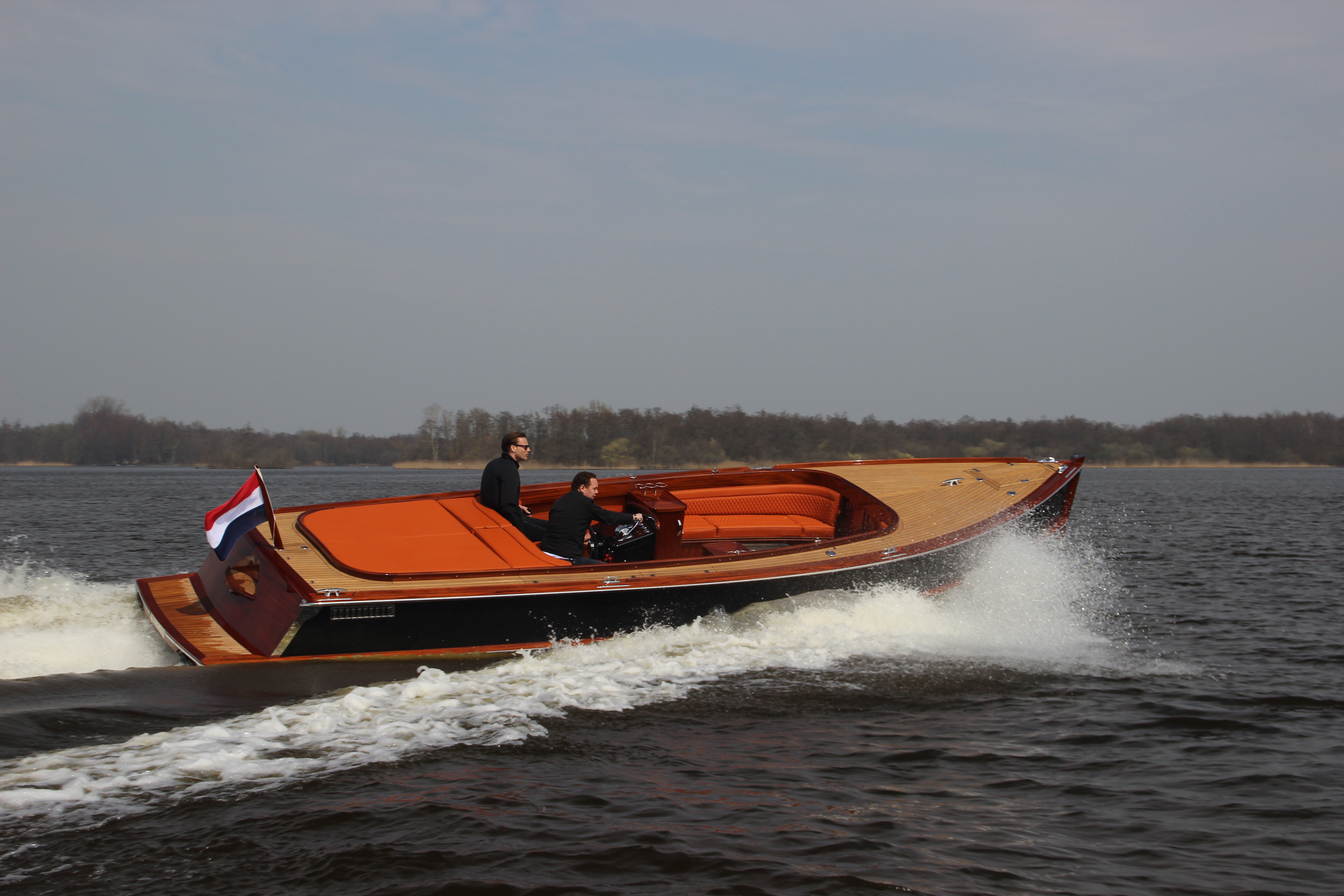 BARKAS 900 SUPERSPORT boottest