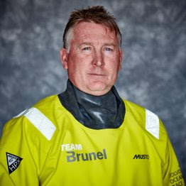 BRUNEL NAVIGATOR EN EX-ONBOARD REPORTER GEARRESTEERD