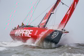 m119715_13-09-180529-jre-283-5948