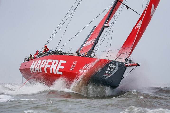 m119715_13-09-180529-jre-283-5948