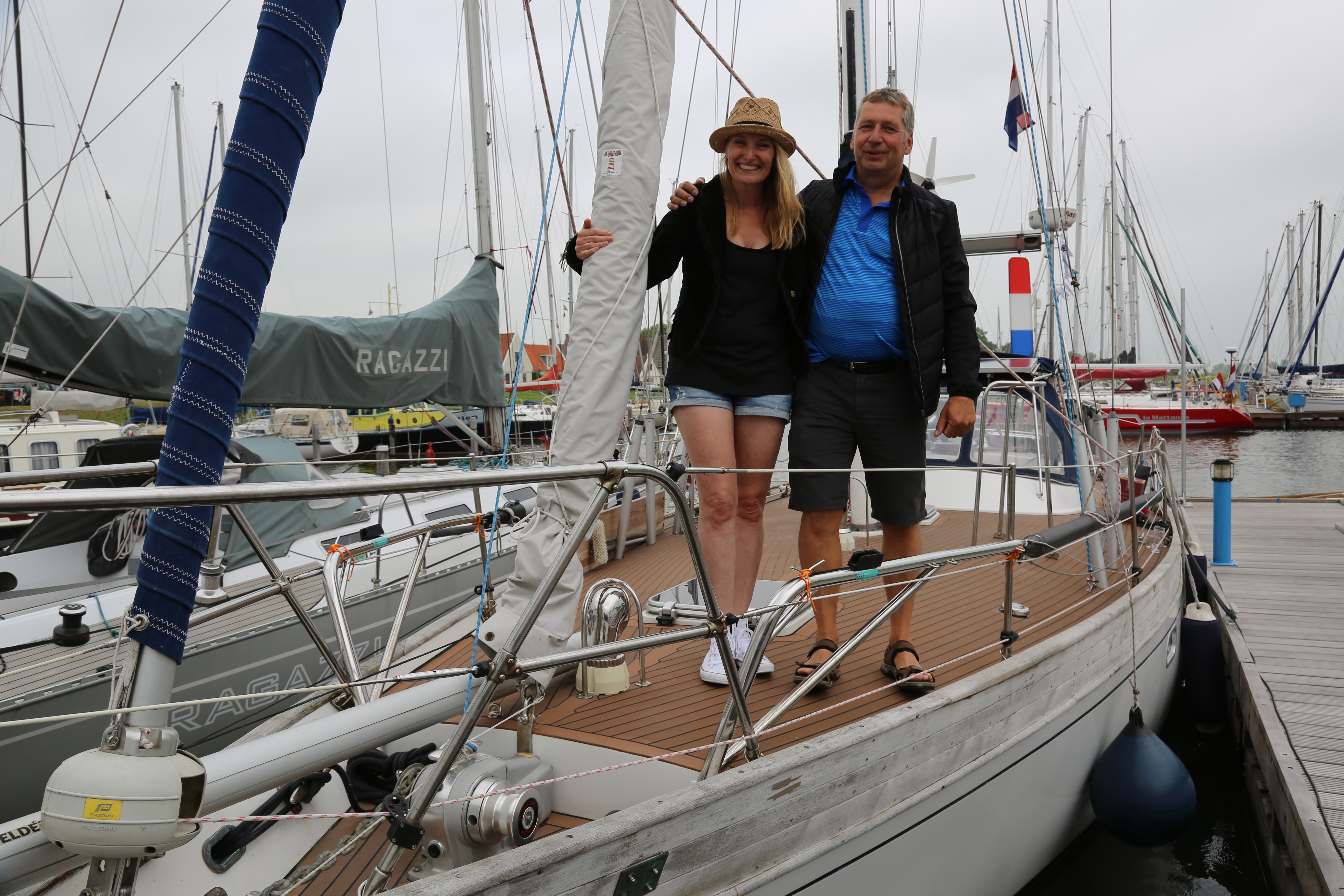 CREW ZEILJACHT IA ORANA BEGONNEN AAN RONDJE ATLANTIC