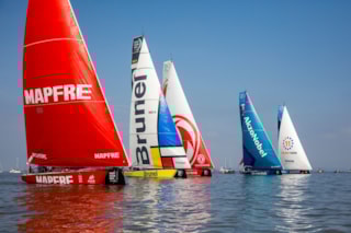 m120058_13-10-180610-jre-1645-1356