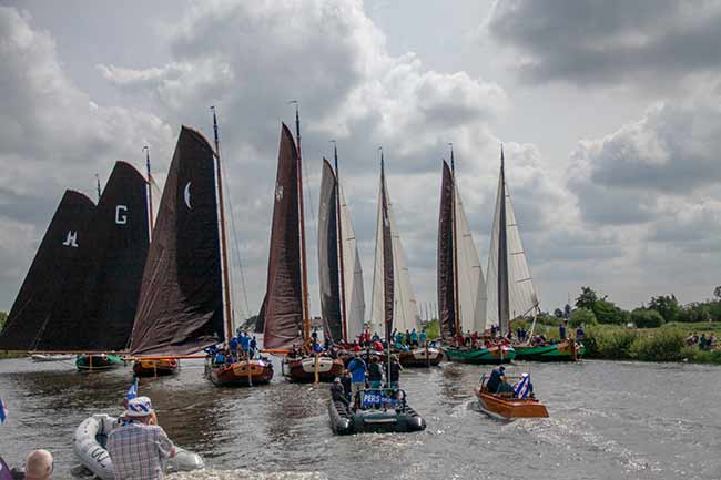 LEEUWARDEN VERRASSEND WINNAAR IN GROU