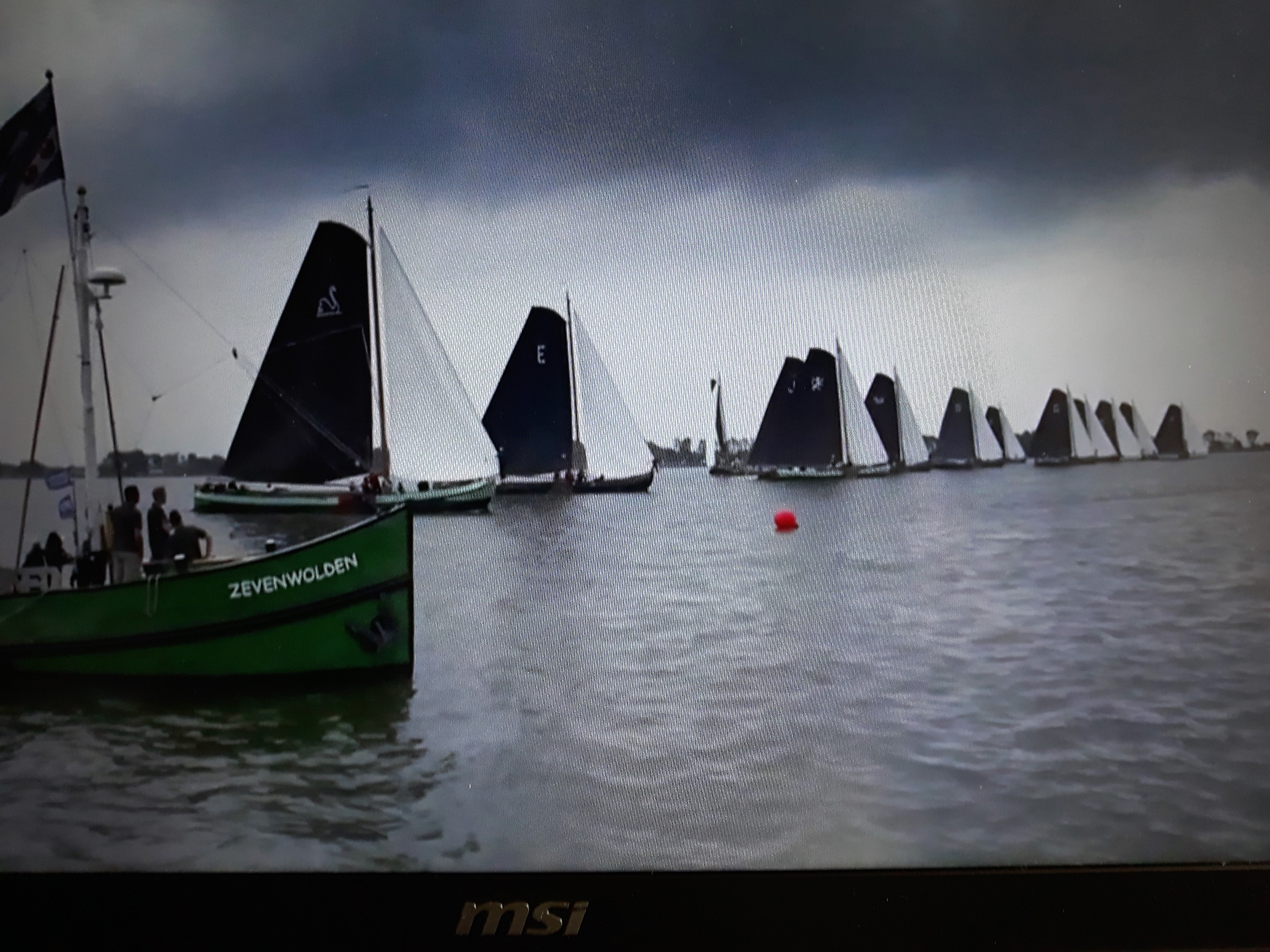 PROTEST KAN GROU KOPPOSITIE KOSTEN