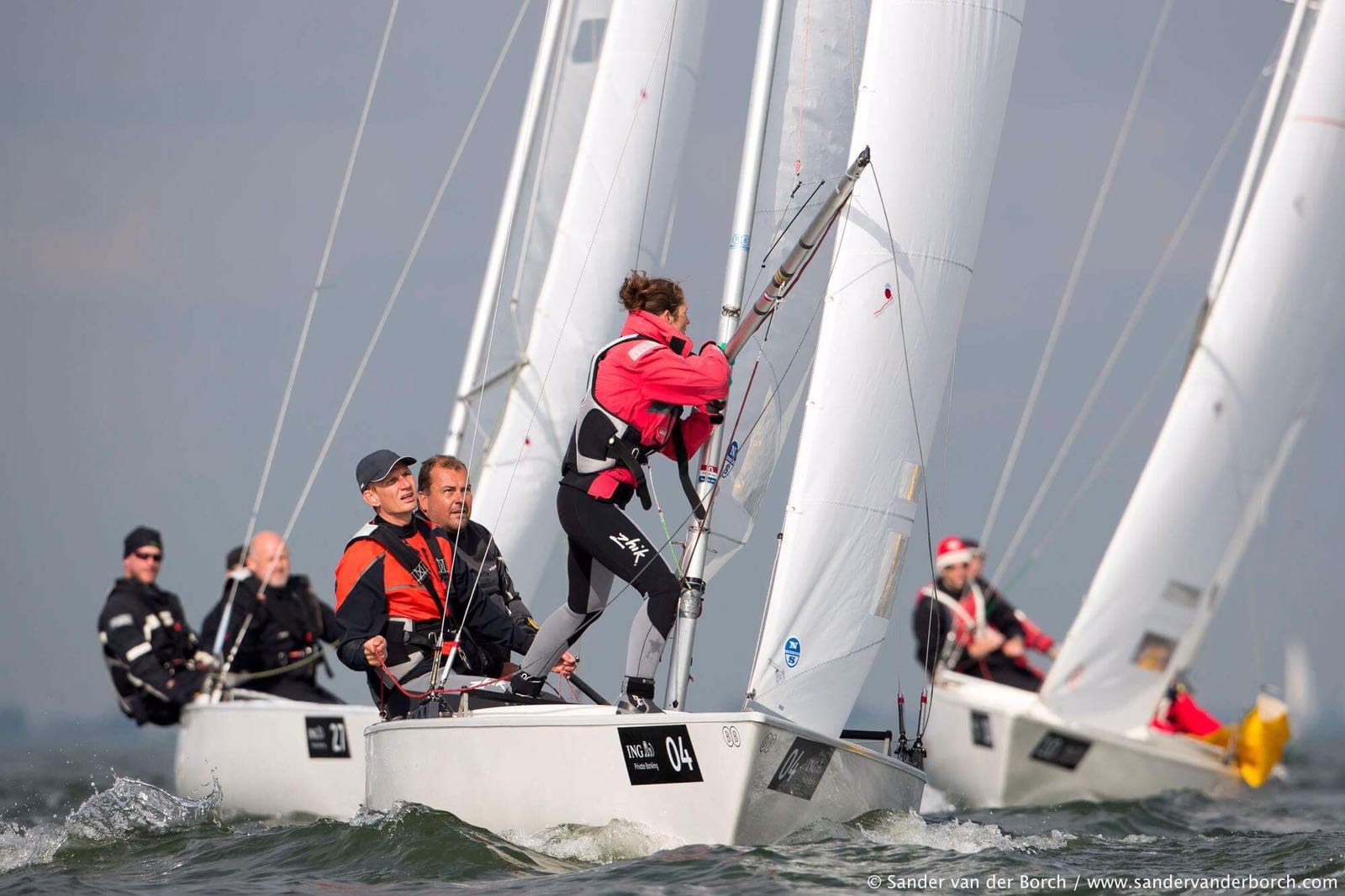 BEKENDEN EN NIEUWE TALENTEN AAN START NK ZEILEN