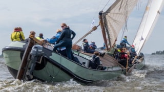 42058284_878357082367442_105441468591636480_o