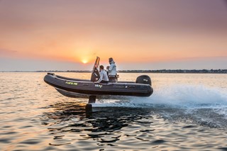 SEAir-Flying-RIB-1-©-photo-Romain-Sandt-1200x800