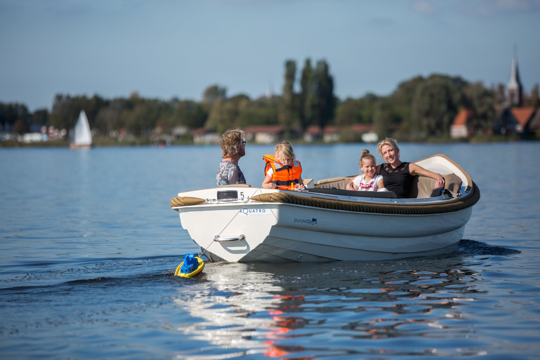 MEGA-ORDER VOOR HOORA HEEG