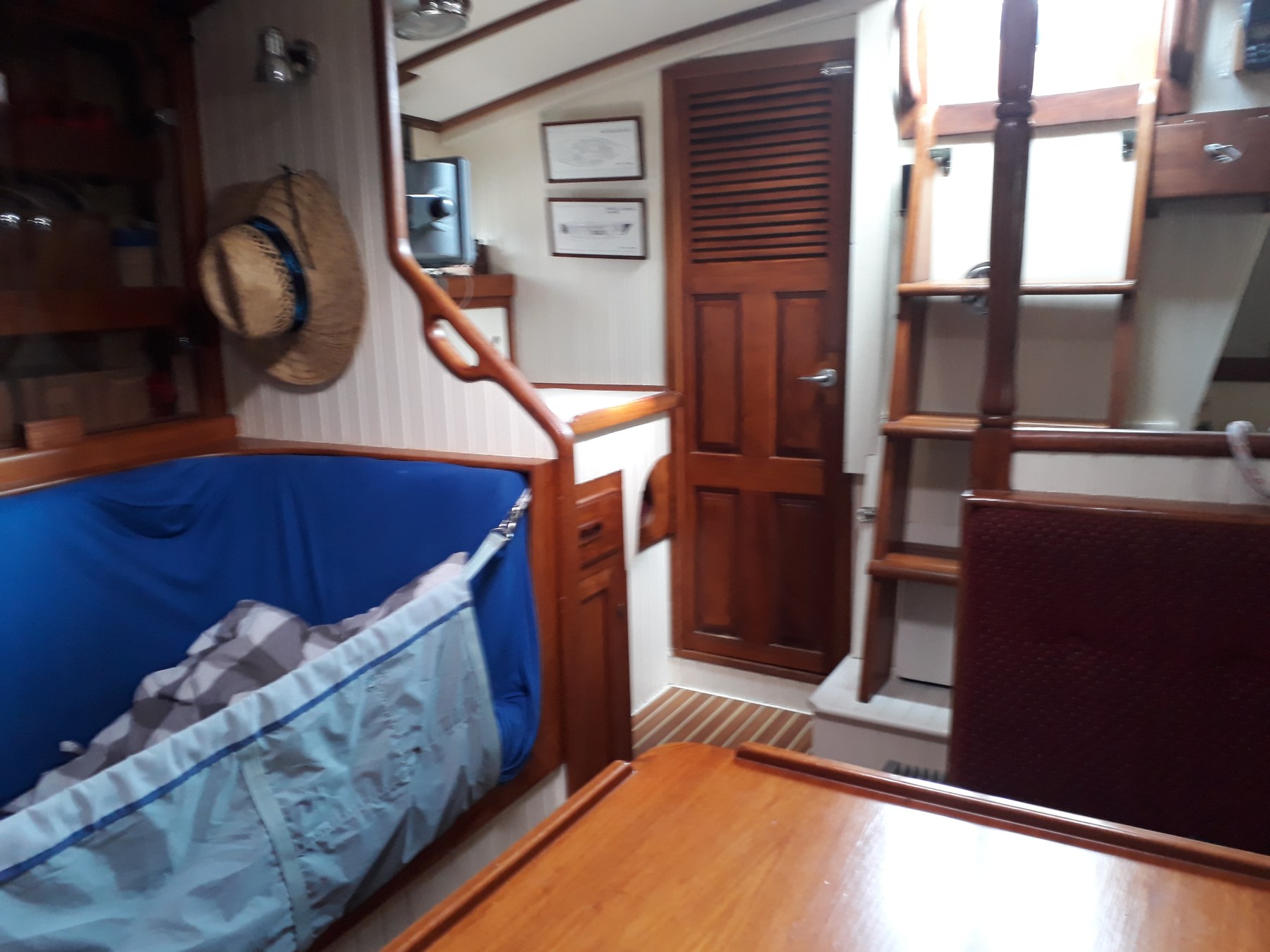 EEN OORTJE IN HET ZEIL