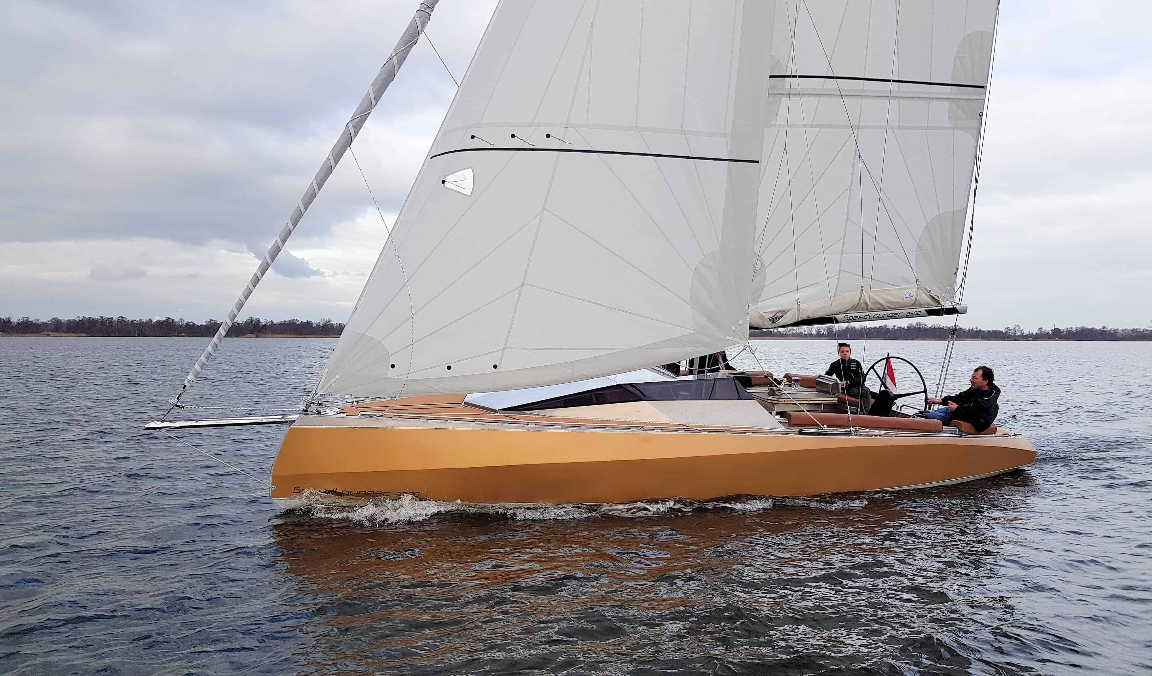 EIGENTIJDSE DAGZEILER