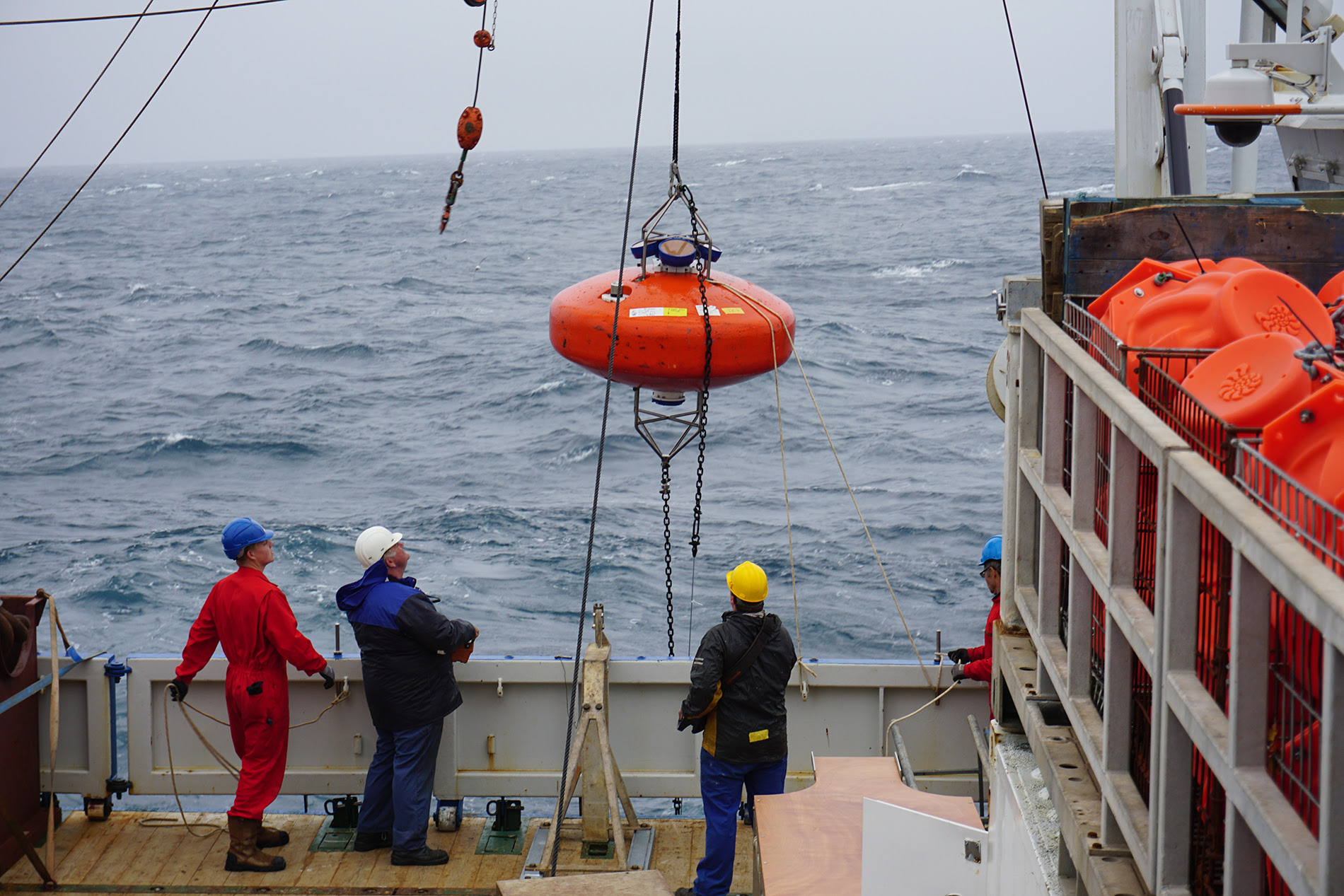 WATEREN TEN WESTEN VAN EUROPA CRUCIAAL IN OCEAANCIRCULATIE 