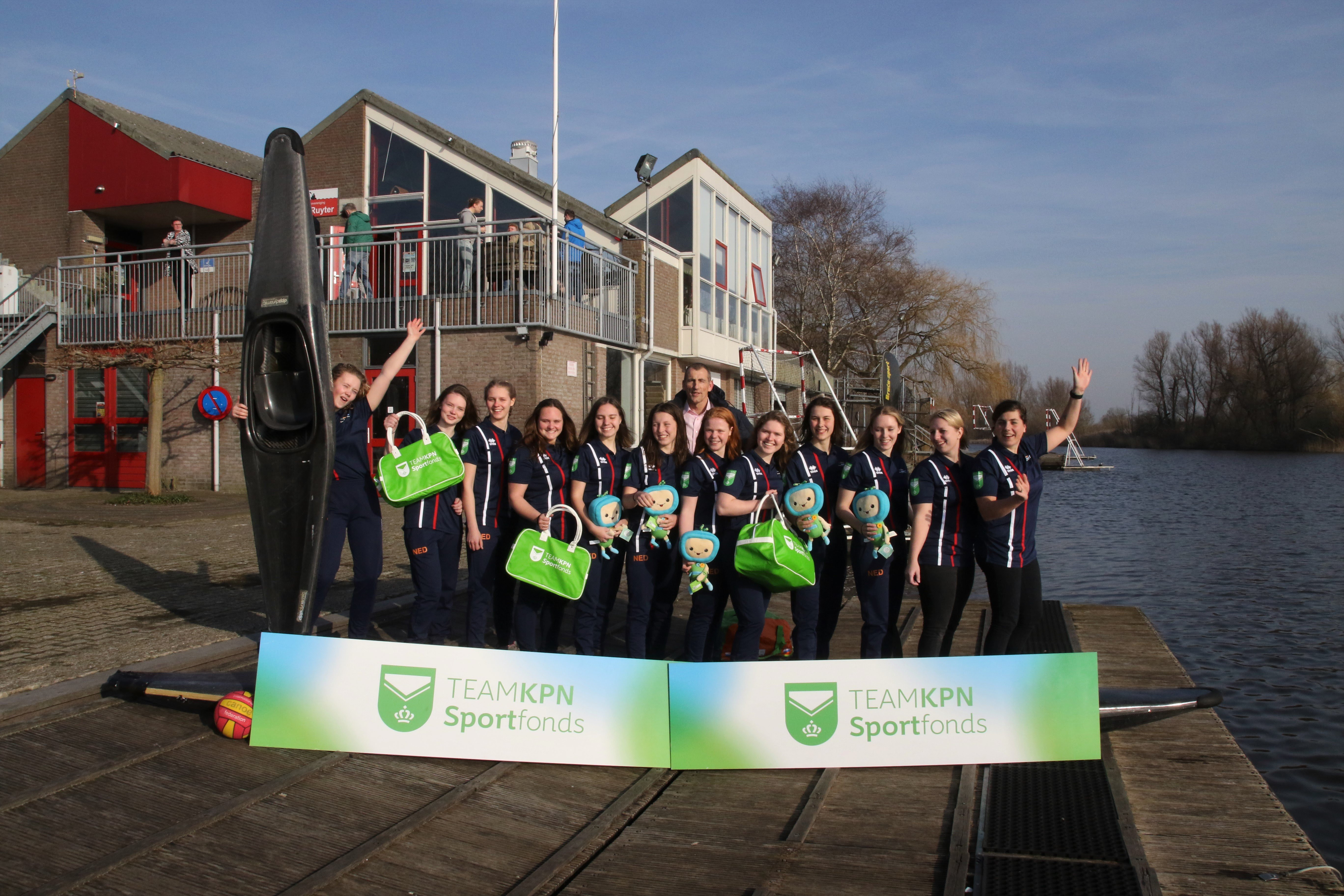 SPORTFONDS STEUNT KANOPOLODAMES