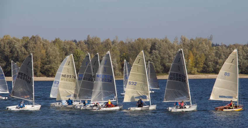Kennismakingscursus-Wedstrijdzeilen-voor-16-jaar-en-ouder solo