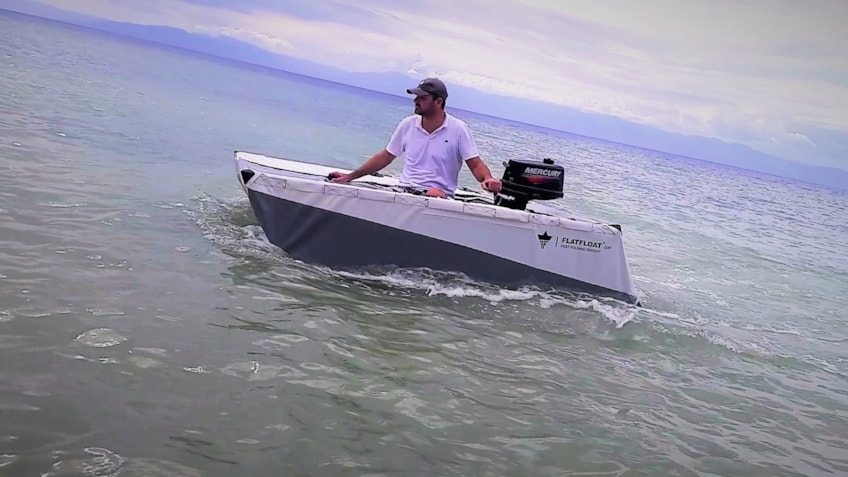 FlatFloat - with engine