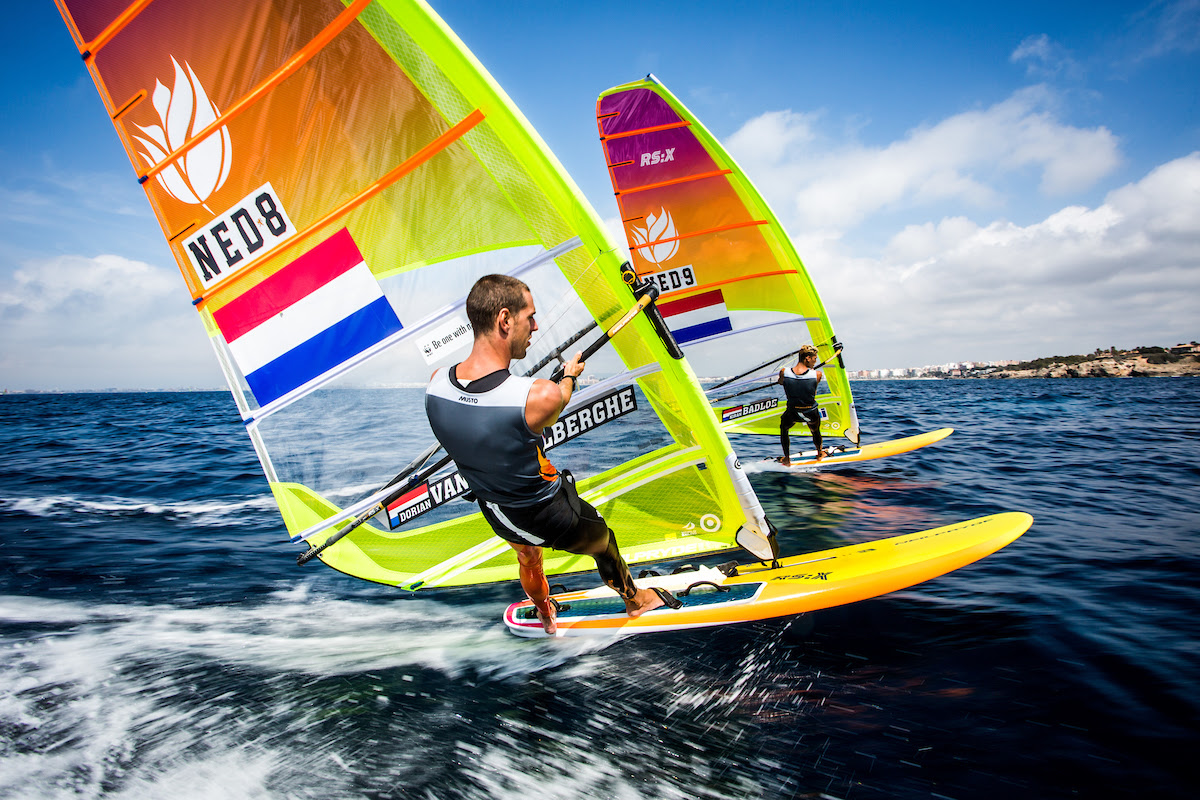SURFERS TEAMNL KLAAR VOOR STRIJD EUROPESE TITEL + video