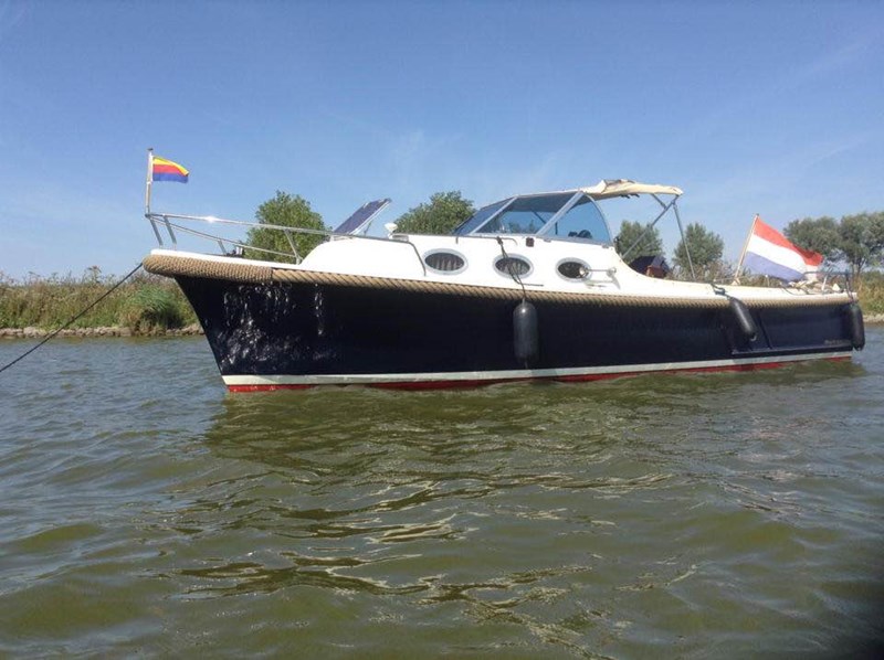 STIJGENDE VERKOOP GEBRUIKTE JACHTEN