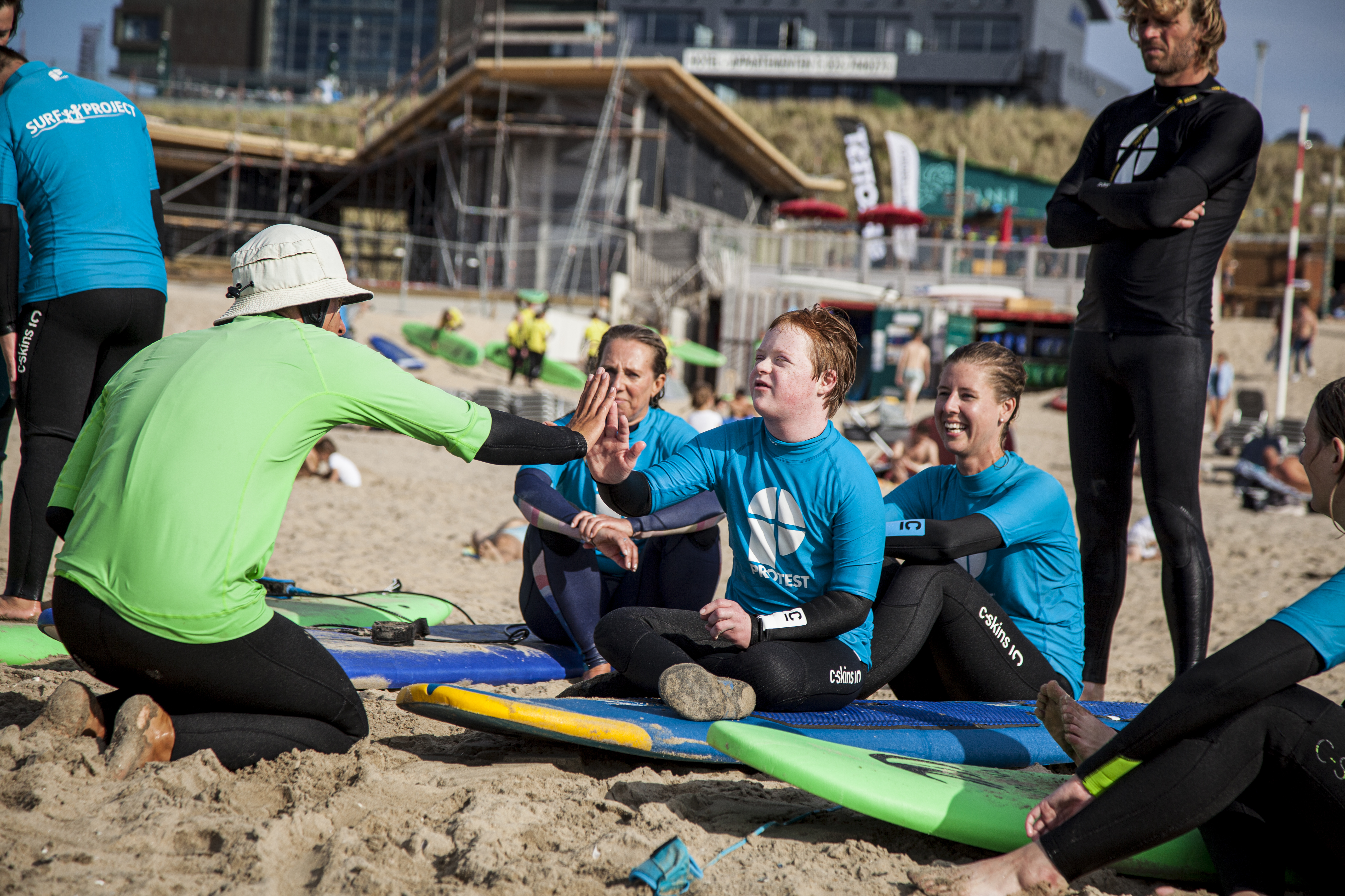 MOOIE DONATIE VOOR HET SURF PROJECT