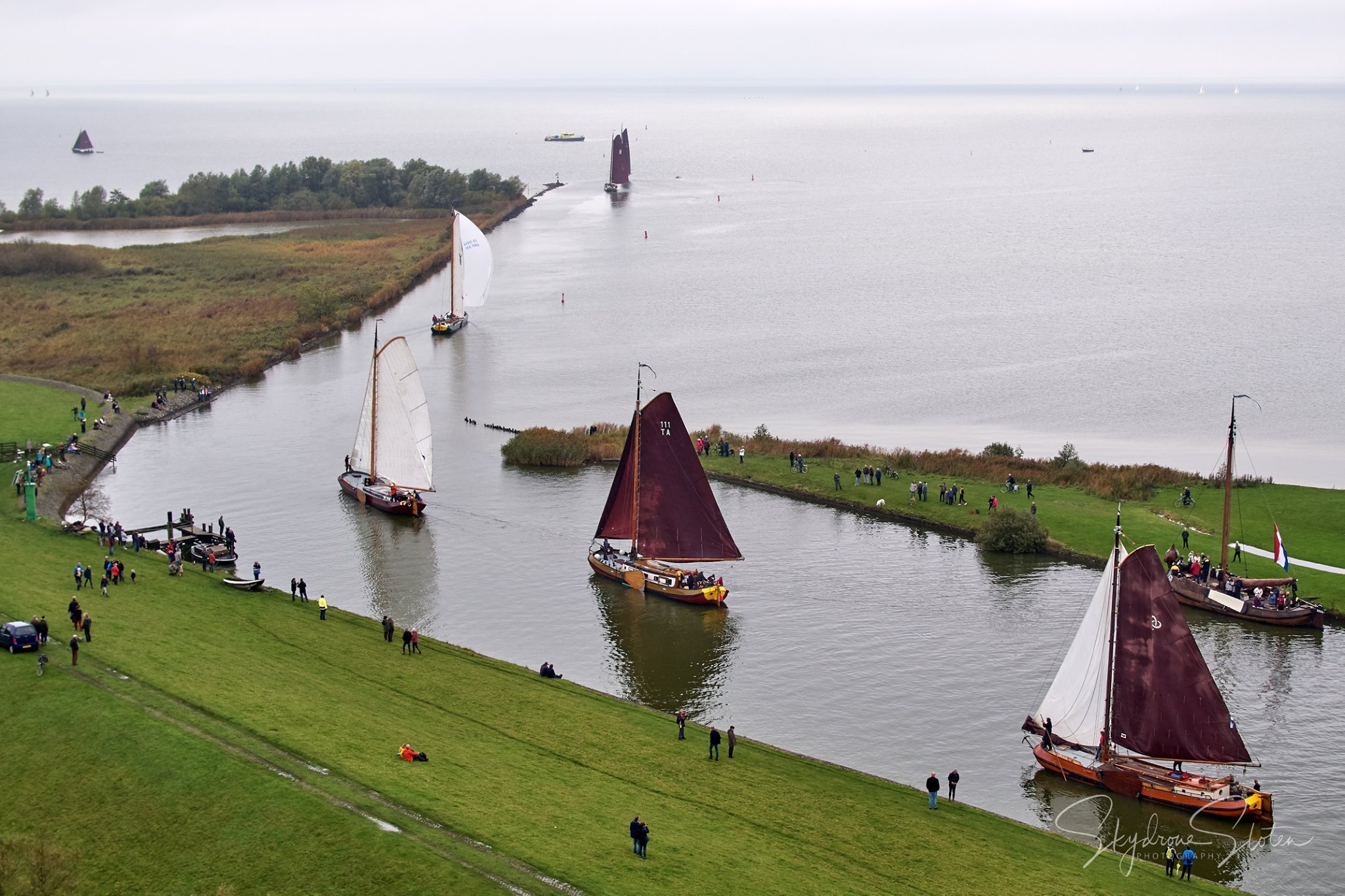 FINALE VAN STRONTRACE BEGONNEN + video