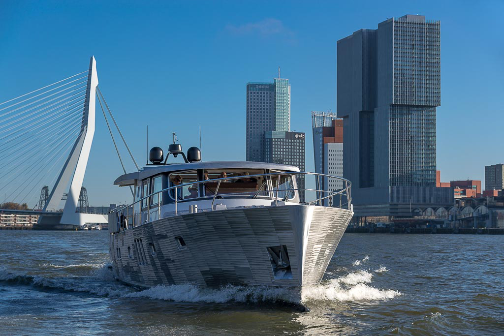 EERSTE KORVET18LOWRIDER OPGELEVERD