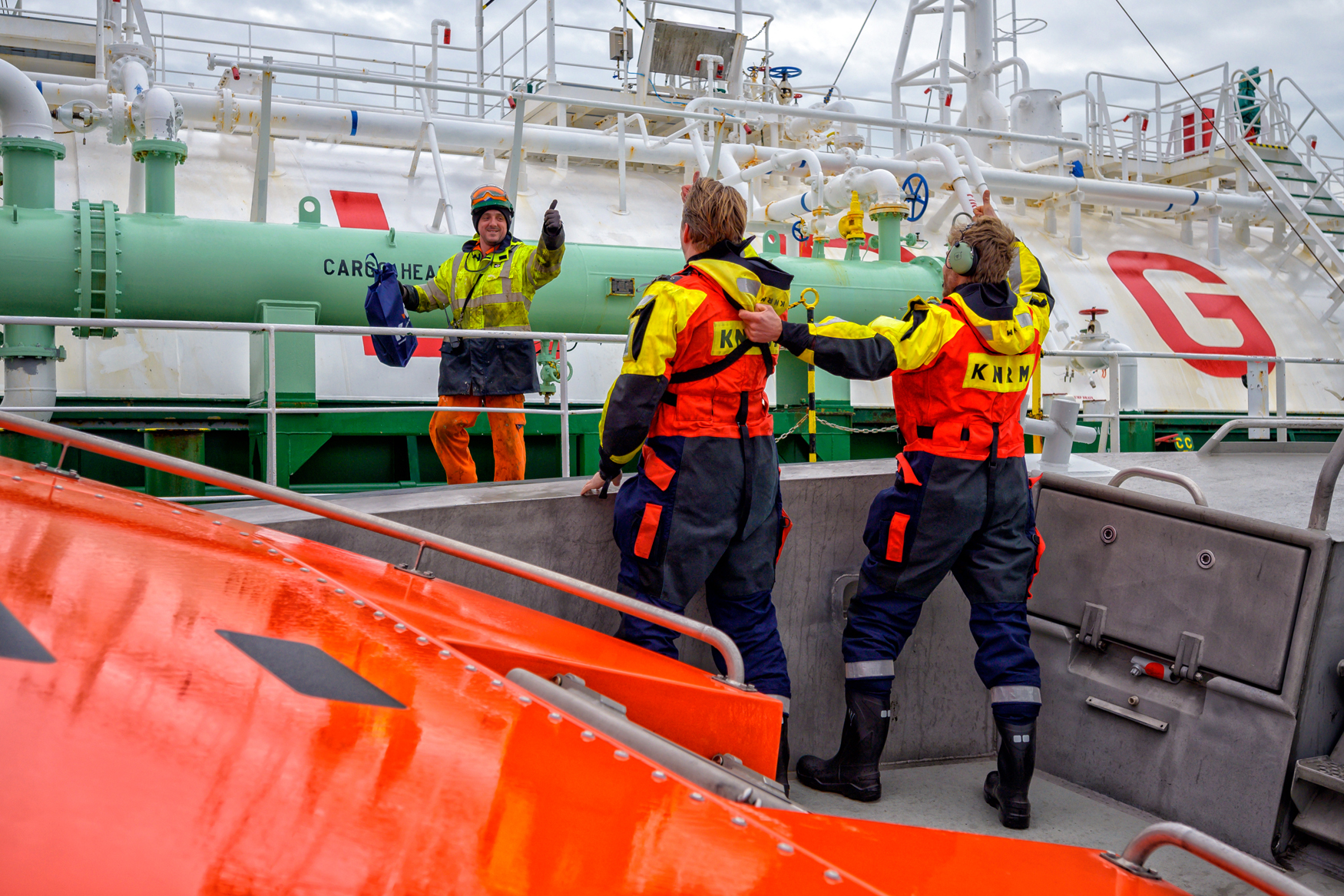 KNRM KERSTBRODEN VOOR ZEEVARENDEN