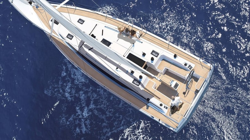 csm_bavaria-boot-2020-c42-exterior-01_c4a1c49b17