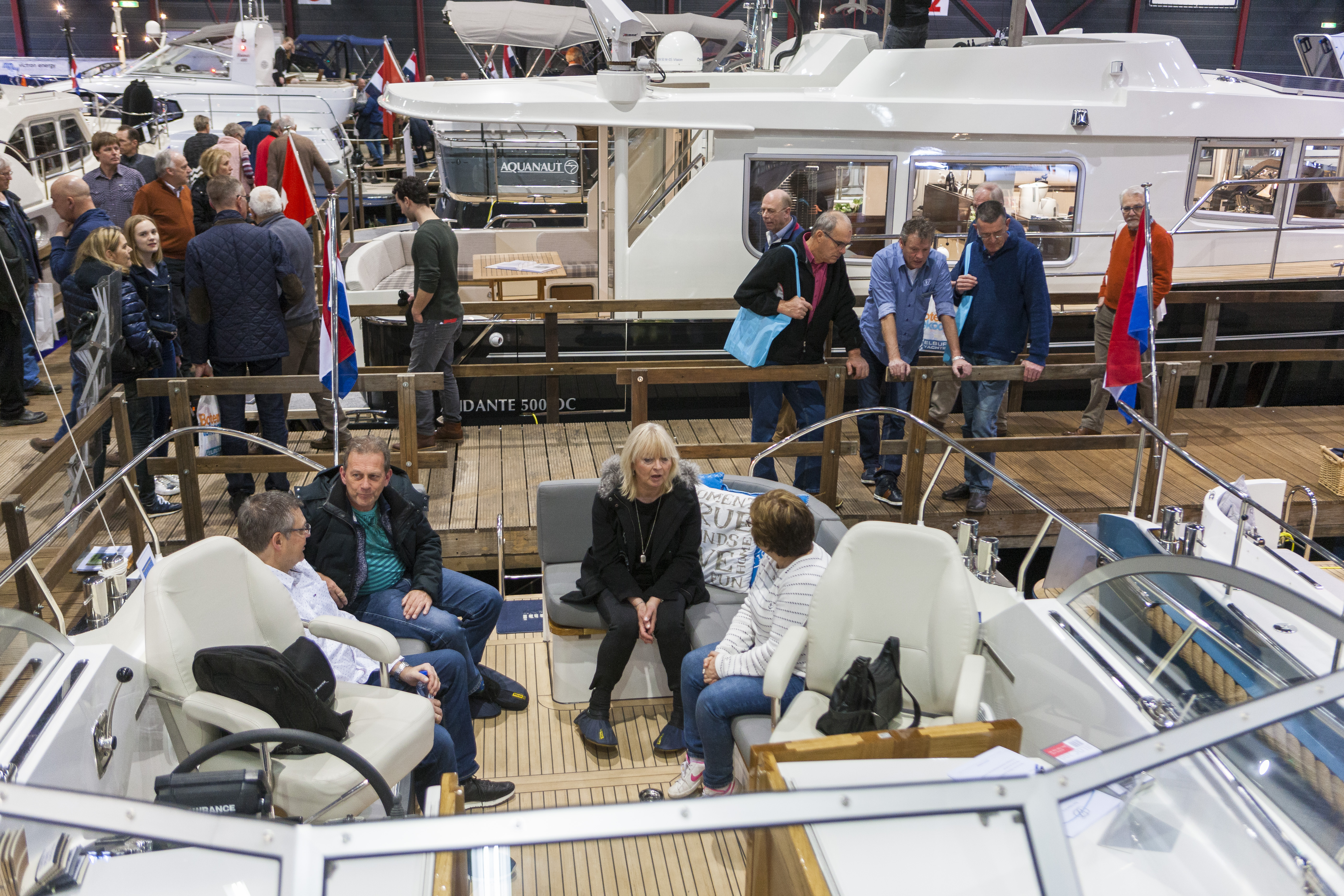 BOOT HOLLAND BLIJFT VERNIEUWEN