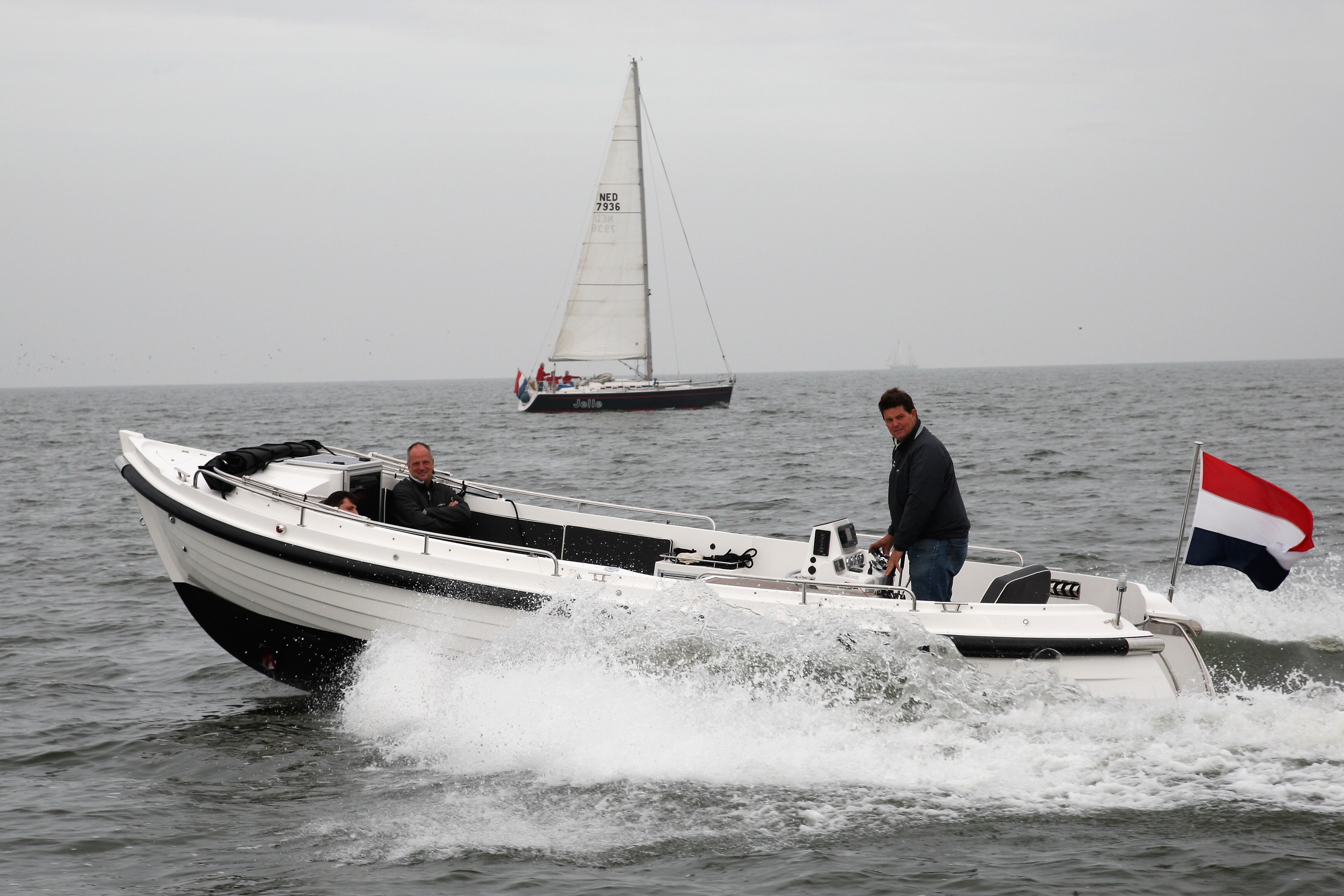 BEGIN NIEUWE SEIZOEN MET 'STUURMANSKUNSTEN'