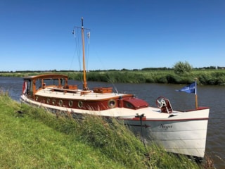 36448165_2118808618401478_595900590328905728_o