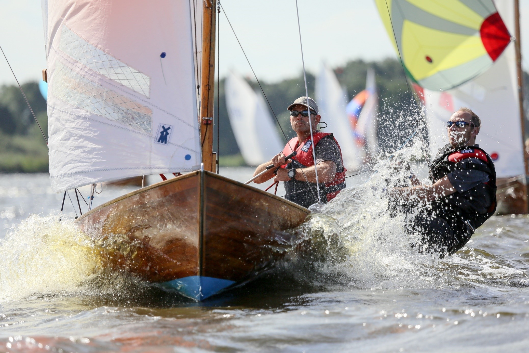 JUBILEUM 75-JARIGE VRIJHEID UITGESTELD