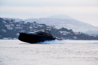 14-st-tropez-cruising-Steeler_Bronson50