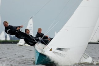 D2B0C61A-0046-4DFE-9265-C49E014BDEC1